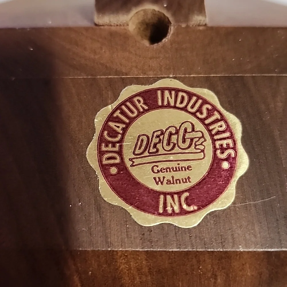 VINTAGE  DECATUR INDUSTRIES INC. GENUINE  WALNUT DECO DOUBLE SMOKING PIPE STAND - Picture 6 of 7